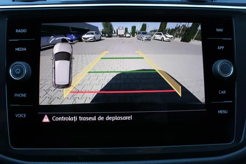 Volkswagen Tiguan din 2020 cu 92.394 km - oferta VOL129555 - foto 23