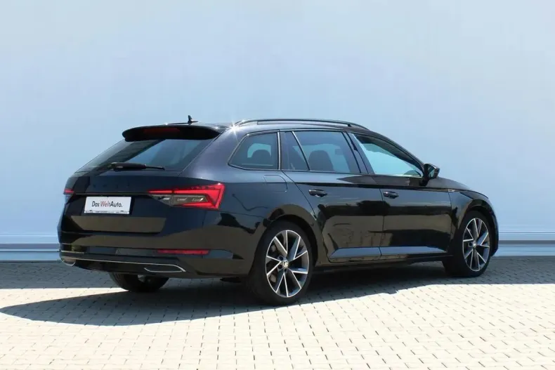 Skoda Superb din 2022 cu 152.215 km - oferta SKO129557 - foto 5
