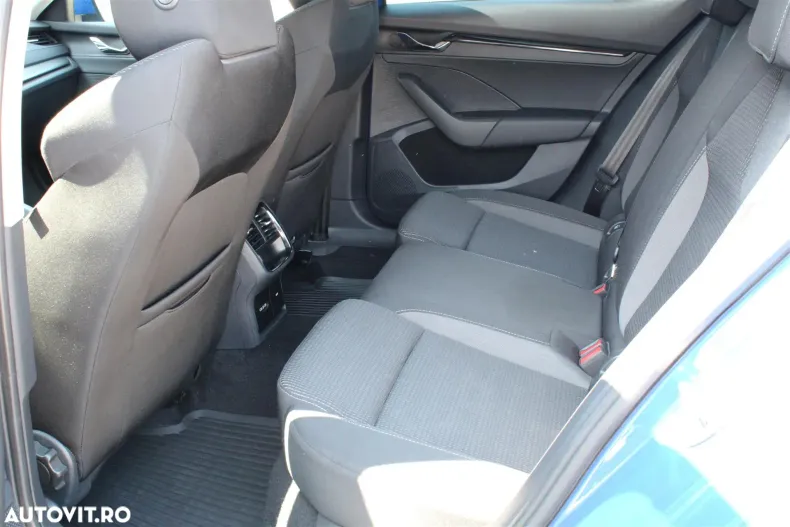 Skoda Octavia din 2024 cu 28.199 km - oferta SKO129559 - foto 12