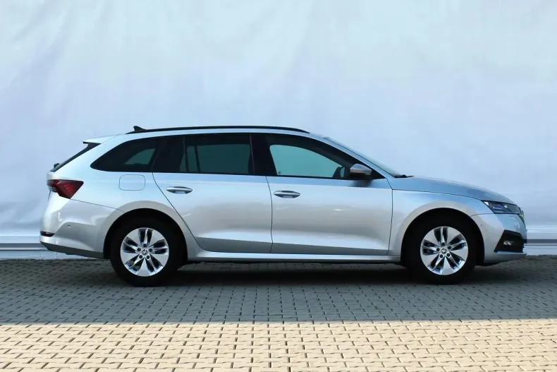 Skoda Octavia din 2021 cu 87.414 km - oferta SKO129560 - foto 6