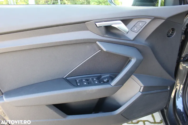 Audi A3 din 2023 cu 8.849 km - oferta AUD129563 - foto 9