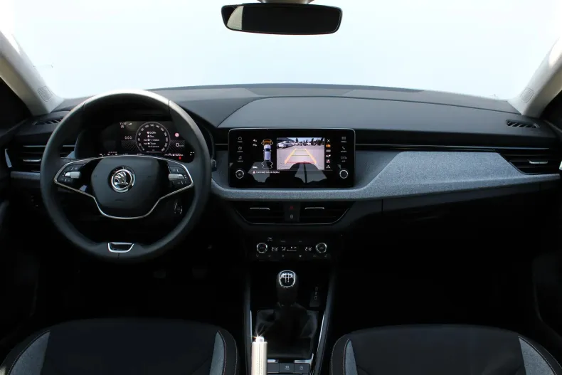 Skoda Scala din 2025 cu 6.465 km - oferta SKO129565 - foto 15