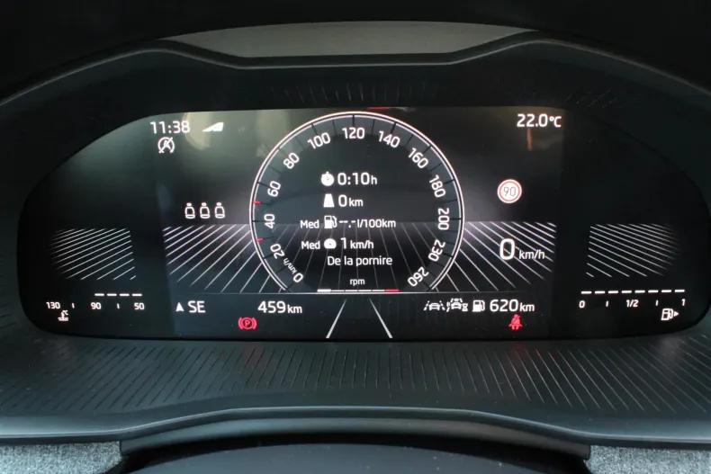 Skoda Scala din 2025 cu 6.465 km - oferta SKO129565 - foto 17