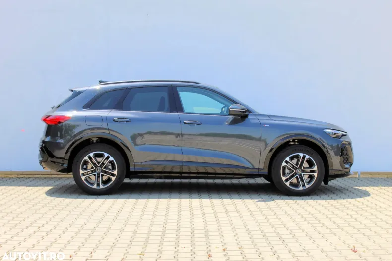 Audi Q5 din 2025 cu 6.600 km - oferta AUD129566 - foto 6