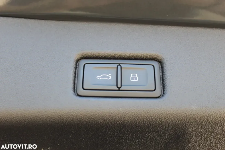 Audi Q5 din 2025 cu 6.600 km - oferta AUD129566 - foto 39