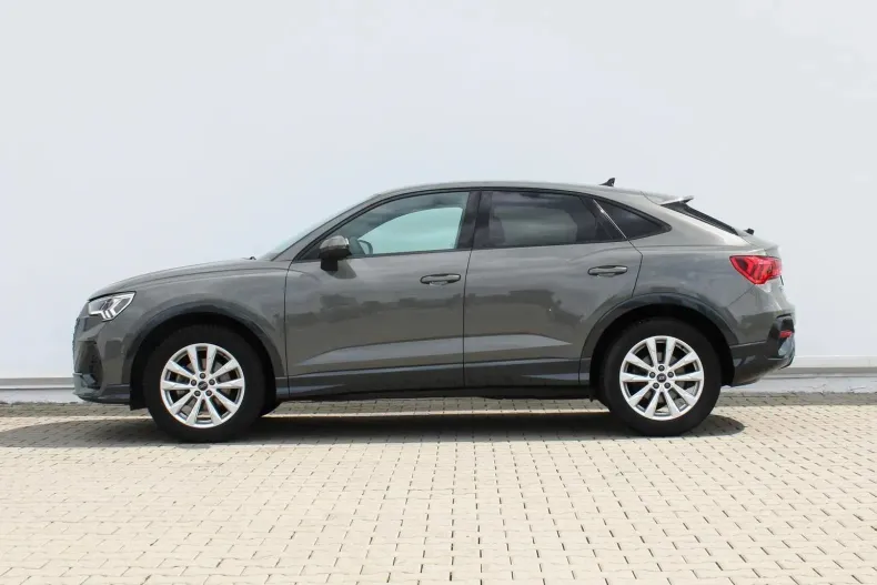 Audi Q3 din 2023 cu 21.909 km - oferta AUD129574 - foto 2