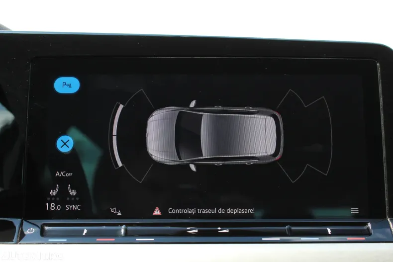 Volkswagen Golf din 2020 cu 63.021 km - oferta VOL129578 - foto 34