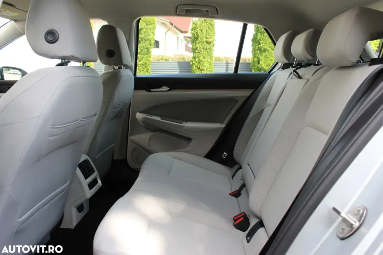 Volkswagen Golf din 2021 cu 101.992 km - oferta VOL129579 - foto 12