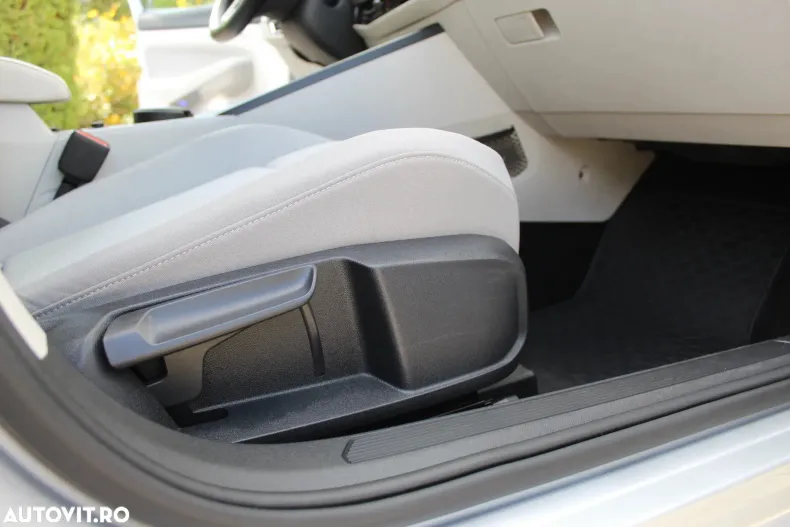 Volkswagen Golf din 2021 cu 101.992 km - oferta VOL129579 - foto 33