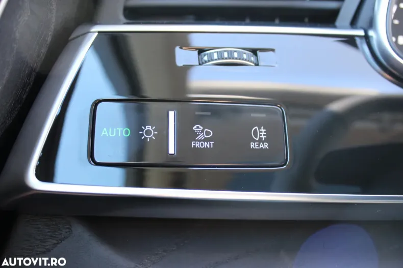 Audi Q7 din 2024 cu 14 km - oferta AUD129582 - foto 18