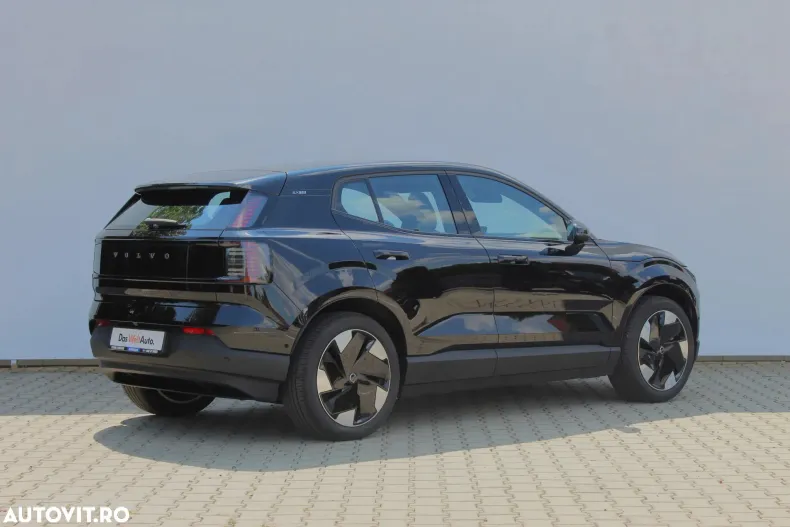 Volvo EX30 din 2024 cu 12.898 km - oferta VOL129587 - foto 12