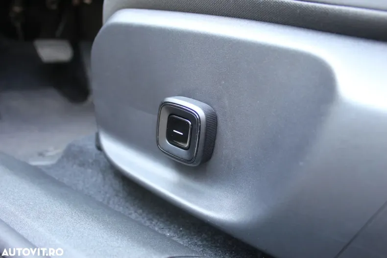 Volvo EX30 din 2024 cu 12.898 km - oferta VOL129587 - foto 23