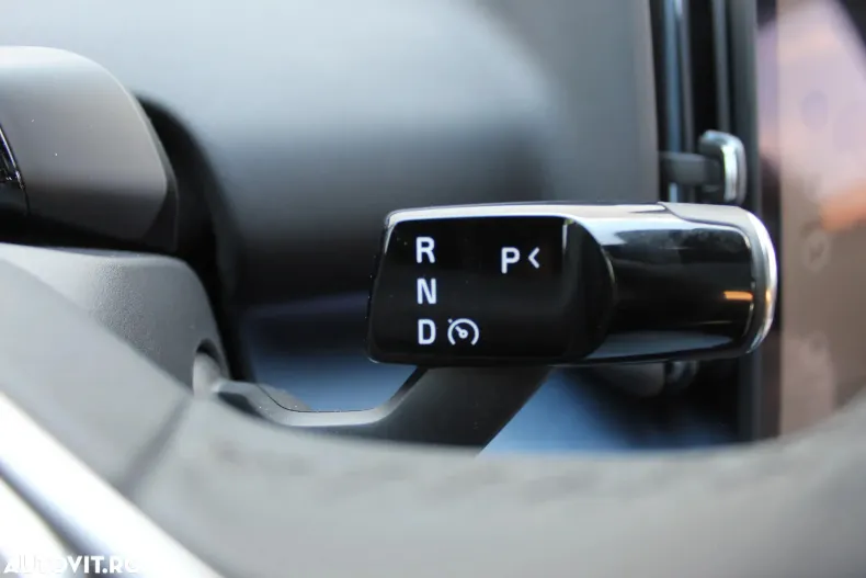 Volvo EX30 din 2024 cu 12.898 km - oferta VOL129587 - foto 27