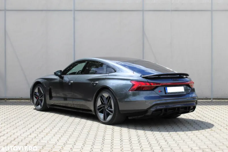 Audi e-tron GT din 2021 cu 21.000 km - oferta AUD129588 - foto 3