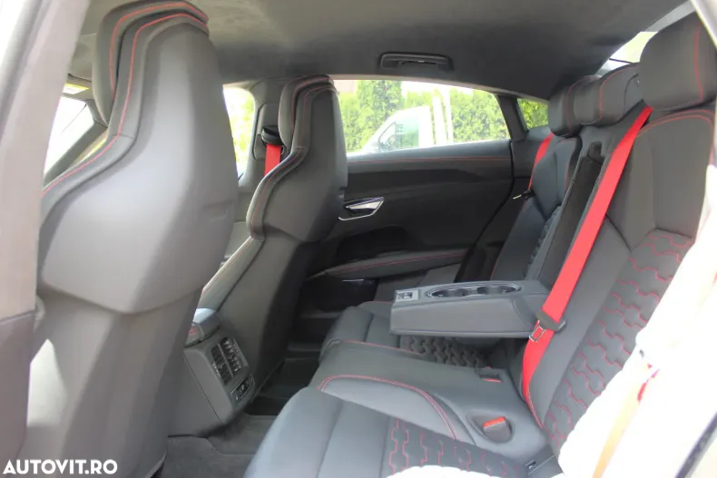 Audi e-tron GT din 2021 cu 21.000 km - oferta AUD129588 - foto 12