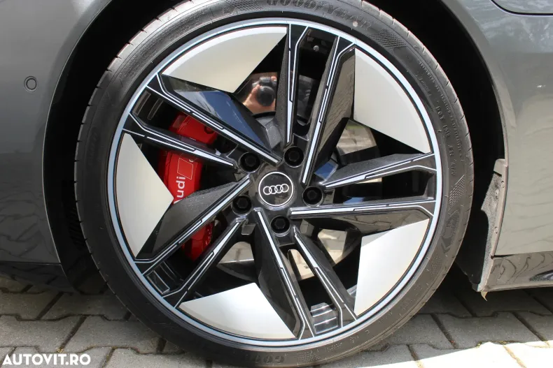 Audi e-tron GT din 2021 cu 21.000 km - oferta AUD129588 - foto 38