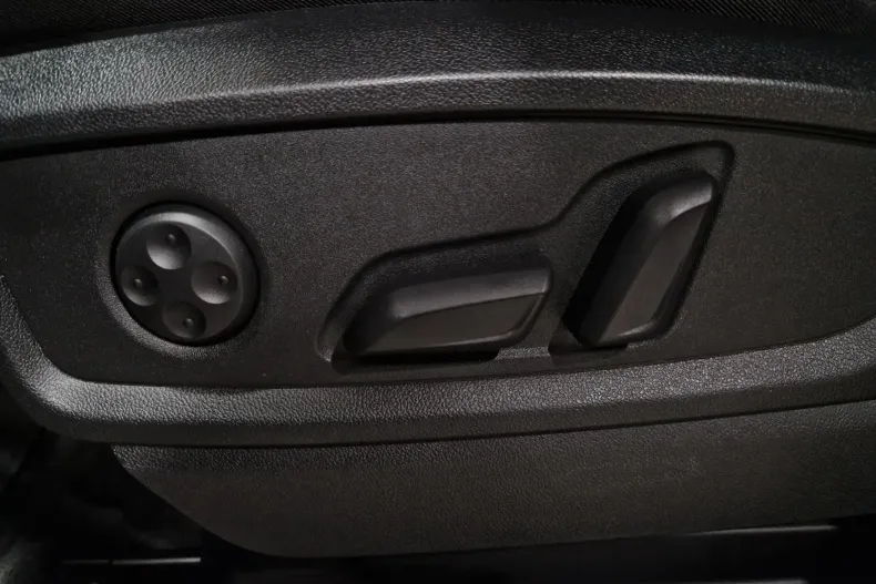 Audi Q5 din 2023 cu 33.722 km - oferta AUD129593 - foto 16