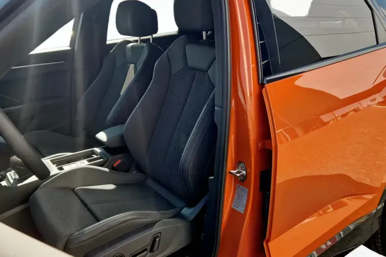 Audi Q3 din 2025 cu 5.000 km - oferta AUD129595 - foto 11