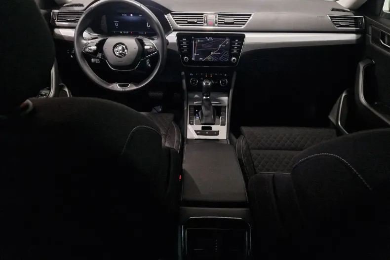 Skoda Superb din 2022 cu 129.757 km - oferta SKO129602 - foto 8