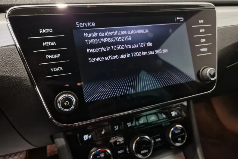 Skoda Superb din 2022 cu 129.757 km - oferta SKO129602 - foto 18