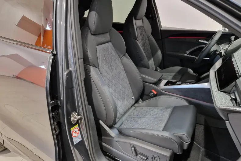 Audi Q5 din 2025 cu 5.000 km - oferta AUD129608 - foto 13