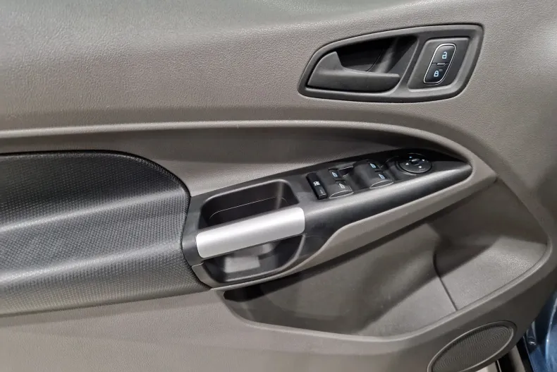 Ford Transit Connect din 2022 cu 167.102 km - oferta FOR129614 - foto 12