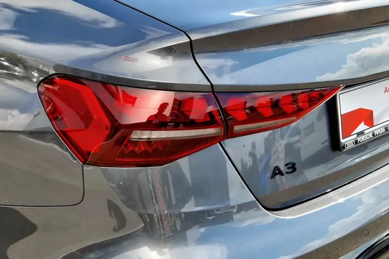 Audi A3 din 2025 cu 5.000 km - oferta AUD129619 - foto 10