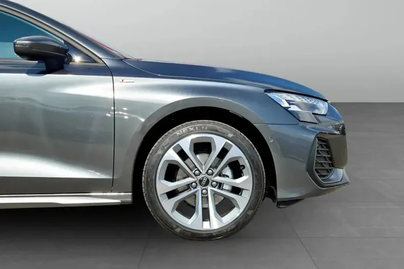 Audi A3 din 2025 cu 5.000 km - oferta AUD129619 - foto 11