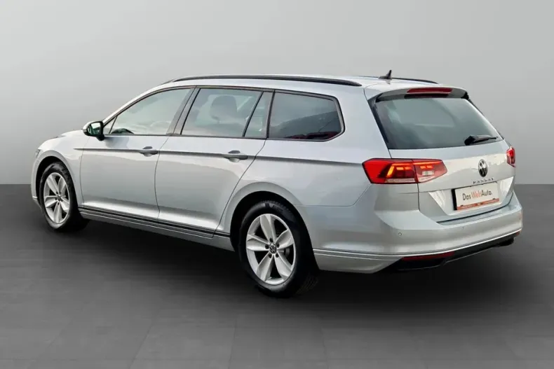 Volkswagen Passat din 2022 cu 152.928 km - oferta VOL129621 - foto 3