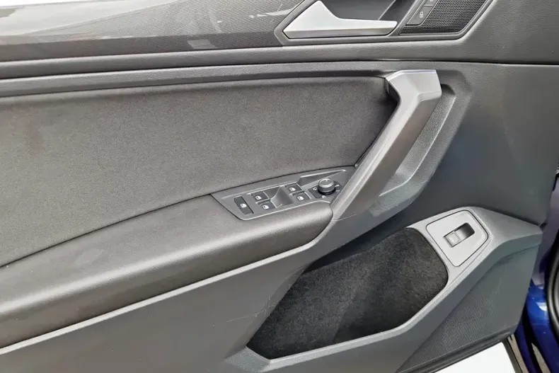 Volkswagen Tiguan din 2021 cu 64.269 km - oferta VOL129622 - foto 16