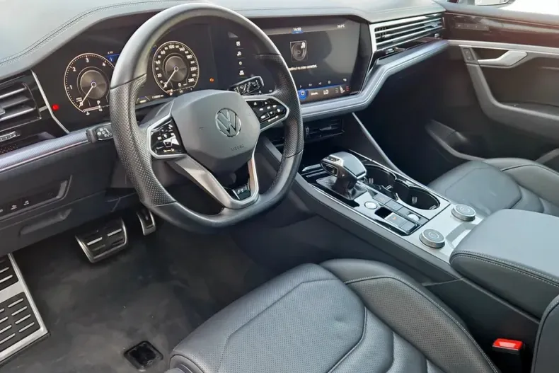 Volkswagen Touareg din 2021 cu 110.065 km - oferta VOL129625 - foto 16