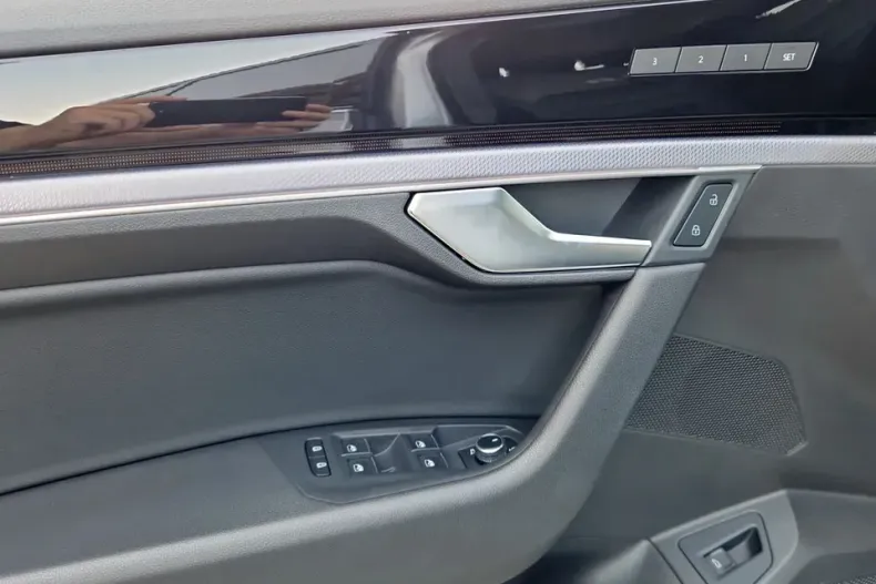 Volkswagen Touareg din 2021 cu 110.065 km - oferta VOL129625 - foto 18