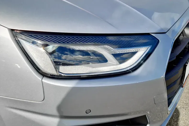 Audi A4 din 2021 cu 43.468 km - oferta AUD129628 - foto 9