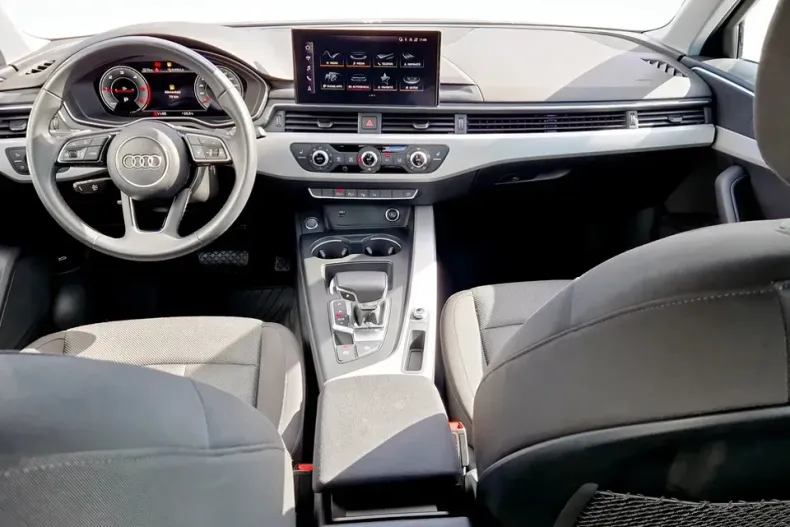 Audi A4 din 2021 cu 43.468 km - oferta AUD129628 - foto 13