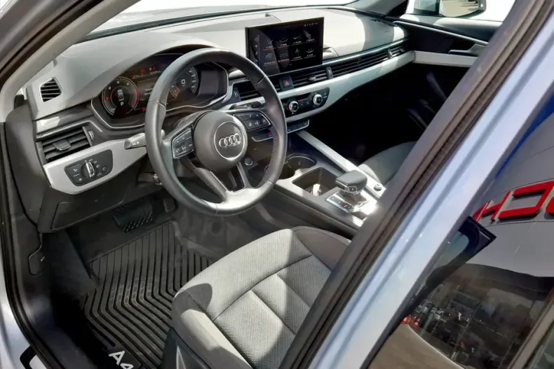 Audi A4 din 2021 cu 43.468 km - oferta AUD129628 - foto 16