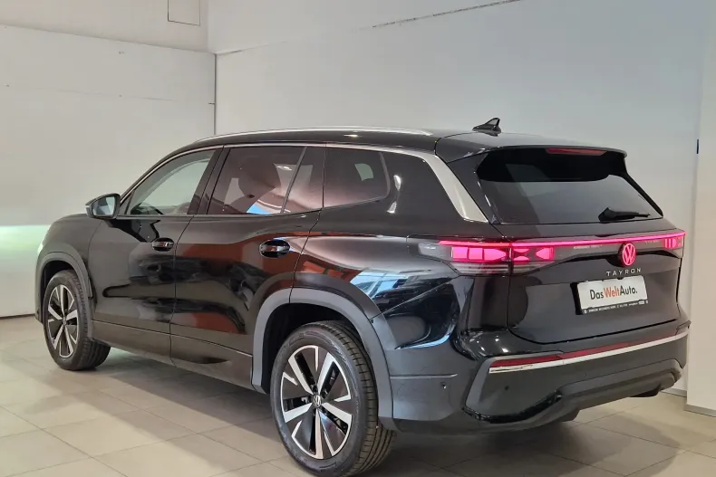 Volkswagen Tayron din 2025 cu 5.000 km - oferta VOL129632 - foto 3