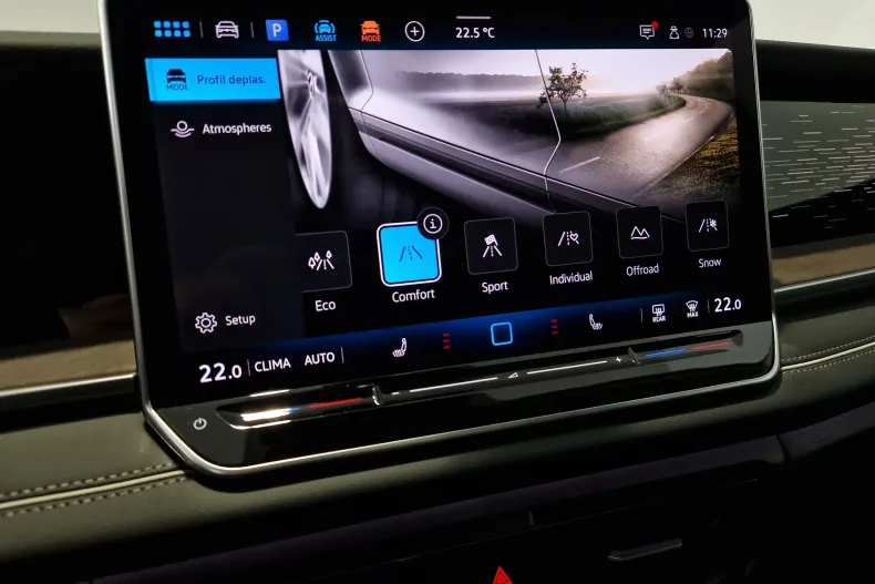 Volkswagen Tayron din 2025 cu 5.000 km - oferta VOL129632 - foto 24