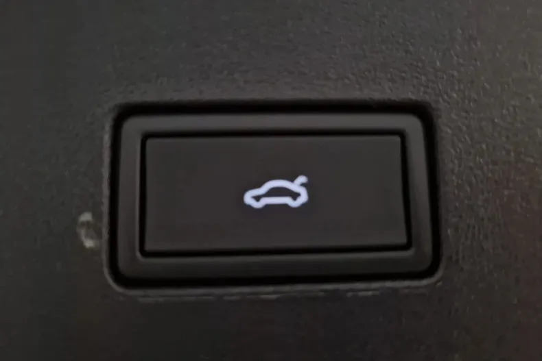 Volkswagen Tayron din 2025 cu 5.000 km - oferta VOL129632 - foto 26