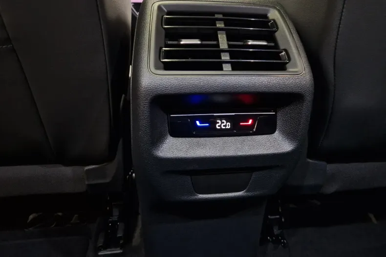 Volkswagen Tayron din 2025 cu 5.000 km - oferta VOL129632 - foto 27