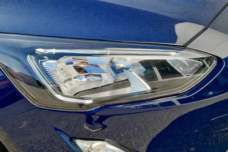 Ford Focus din 2020 cu 84.941 km - oferta FOR129641 - foto 9