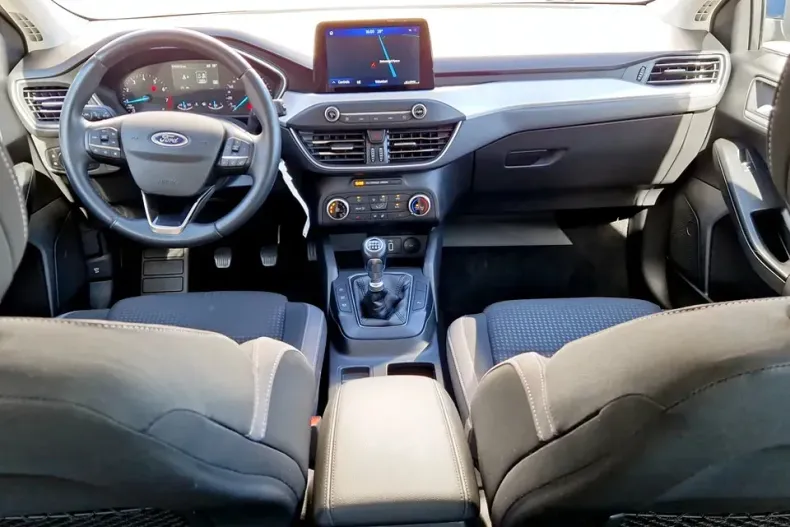 Ford Focus din 2020 cu 84.941 km - oferta FOR129641 - foto 12