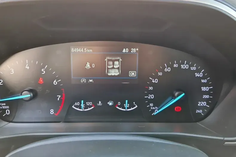 Ford Focus din 2020 cu 84.941 km - oferta FOR129641 - foto 19