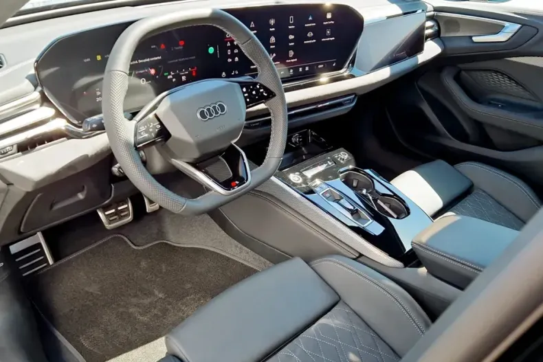 Audi A5 din 2025 cu 5.000 km - oferta AUD129644 - foto 16