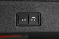 Volkswagen Touareg din 2021 cu 72.003 km - oferta VOL129645 - foto 23