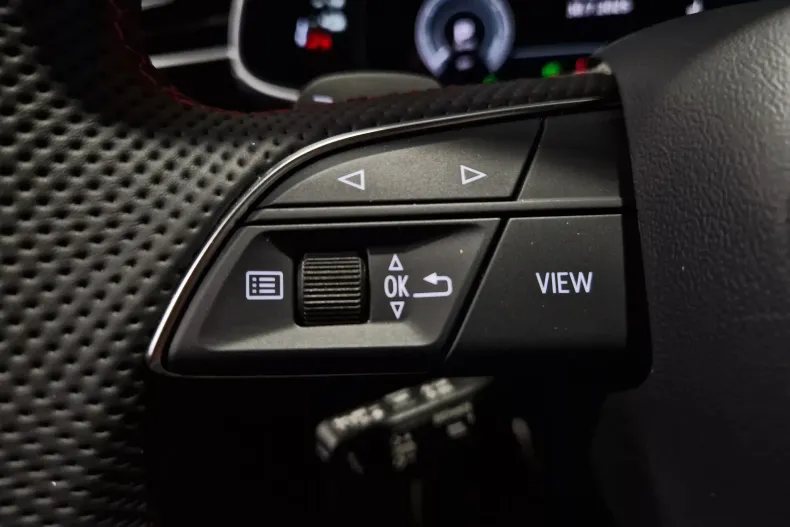 Audi Q8 din 2025 cu 5.000 km - oferta AUD129658 - foto 20