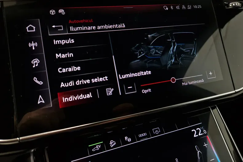 Audi Q8 din 2025 cu 5.000 km - oferta AUD129658 - foto 27