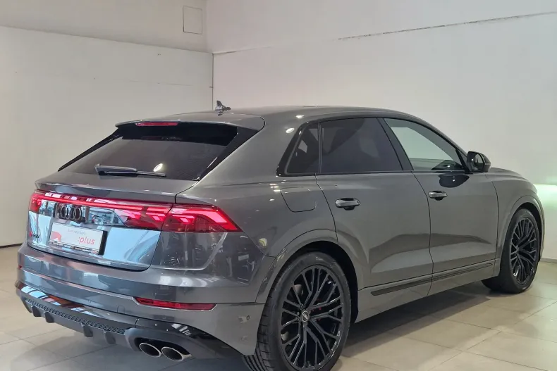Audi SQ8 din 2025 cu 5.000 km - oferta AUD129664 - foto 7
