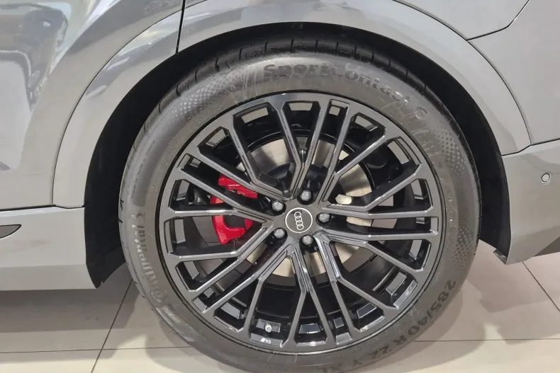 Audi SQ8 din 2025 cu 5.000 km - oferta AUD129664 - foto 10