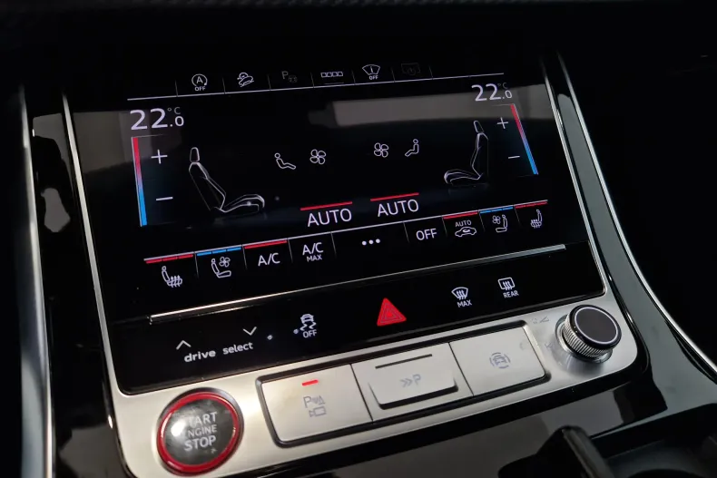 Audi SQ8 din 2025 cu 5.000 km - oferta AUD129664 - foto 30