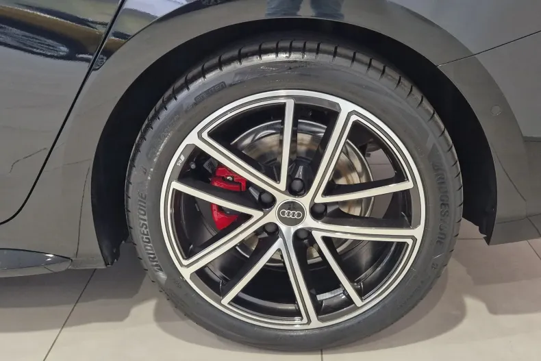 Audi A5 din 2025 cu 5.000 km - oferta AUD129667 - foto 10